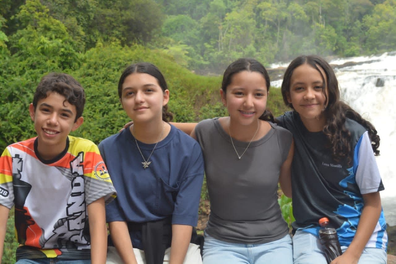 Alumnos de FANA en un intercambio